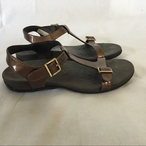 Vionic Adriane Sandal, Size 9